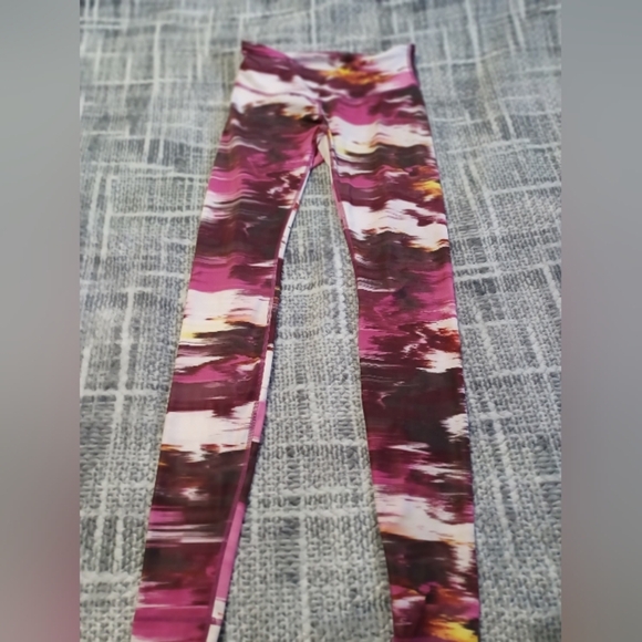 Lululemon Wunder Under Pant III Luxtreme Pigment Legging Wind Berry Rumble 6 - Picture 1 of 6